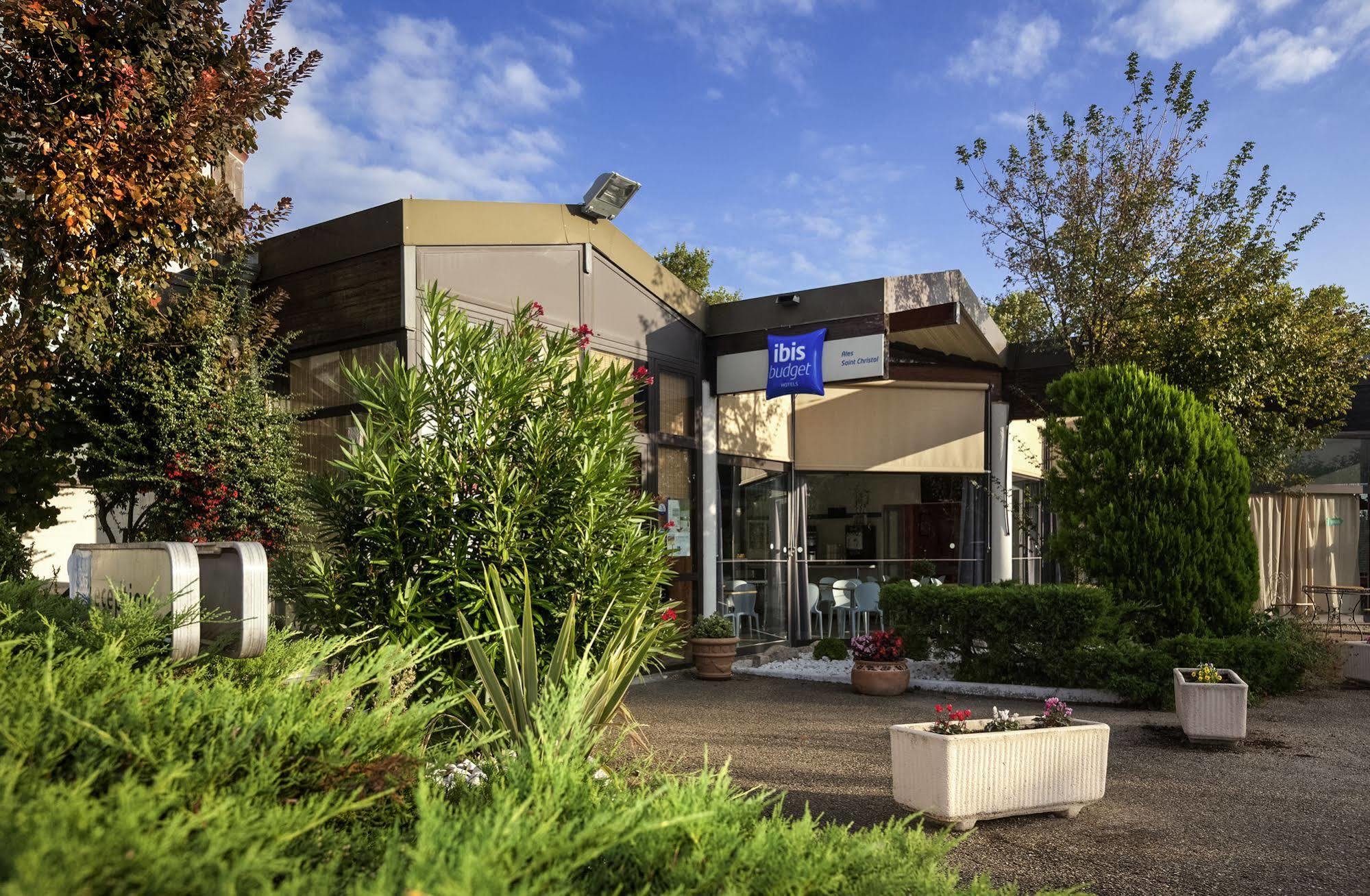 Ibis Budget Saint Christol Les Ales Exteriör bild