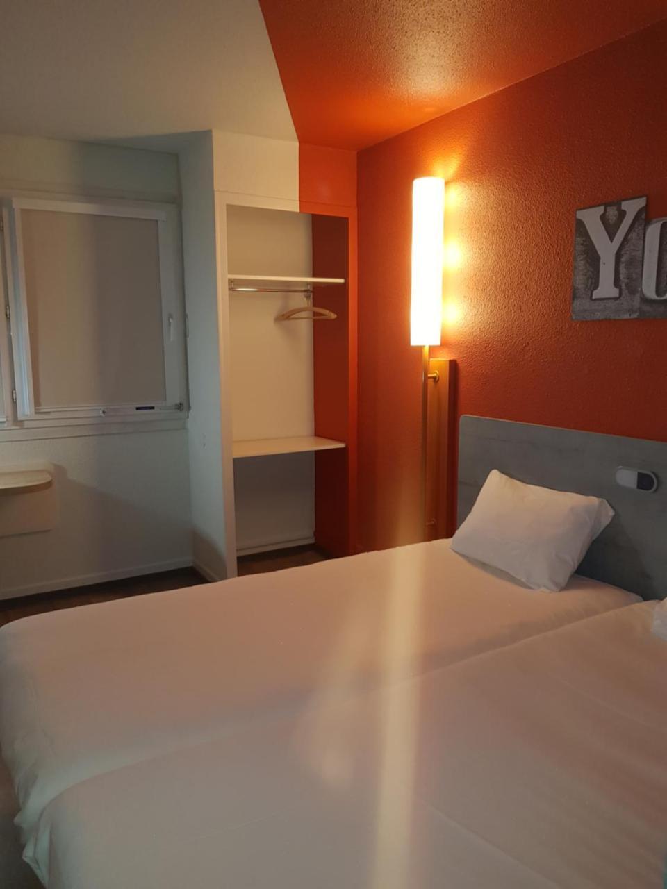 Ibis Budget Saint Christol Les Ales Exteriör bild